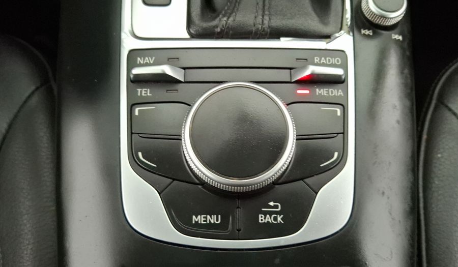 Audi A3 1.8 TFSI ATTRACTION S TRONIC Sedan 2014
