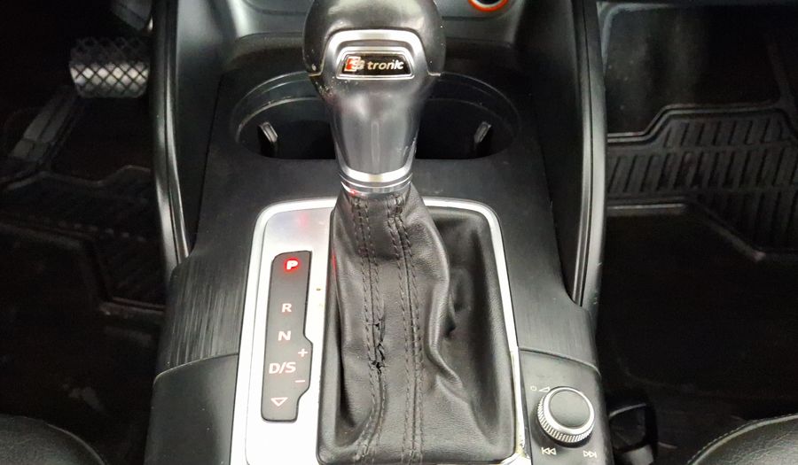 Audi A3 1.8 TFSI ATTRACTION S TRONIC Sedan 2014