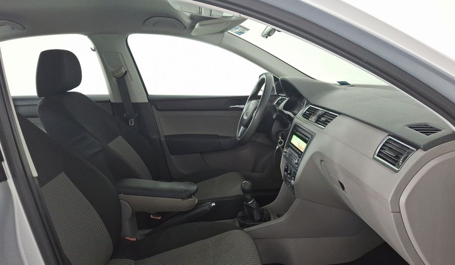Seat Toledo 1.2 TSI STYLE MT Sedan 2013