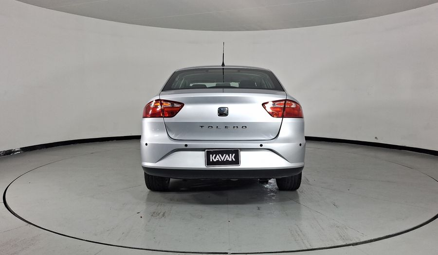 Seat Toledo 1.2 TSI STYLE MT Sedan 2013