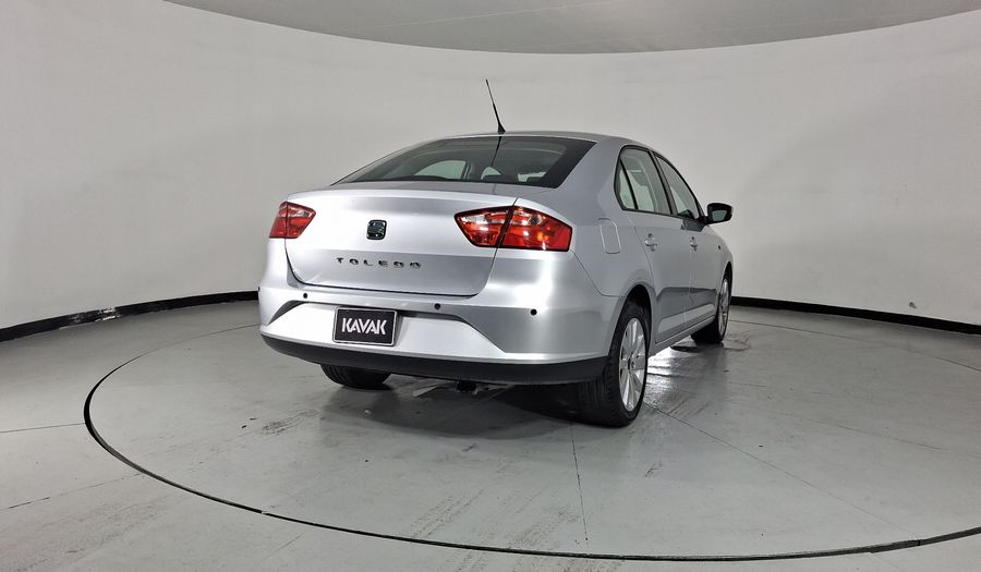 Seat Toledo 1.2 TSI STYLE MT Sedan 2013