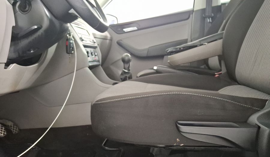 Seat Toledo 1.2 TSI STYLE MT Sedan 2013