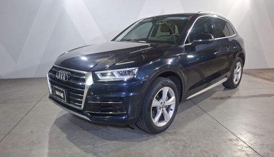 Audi • Q5