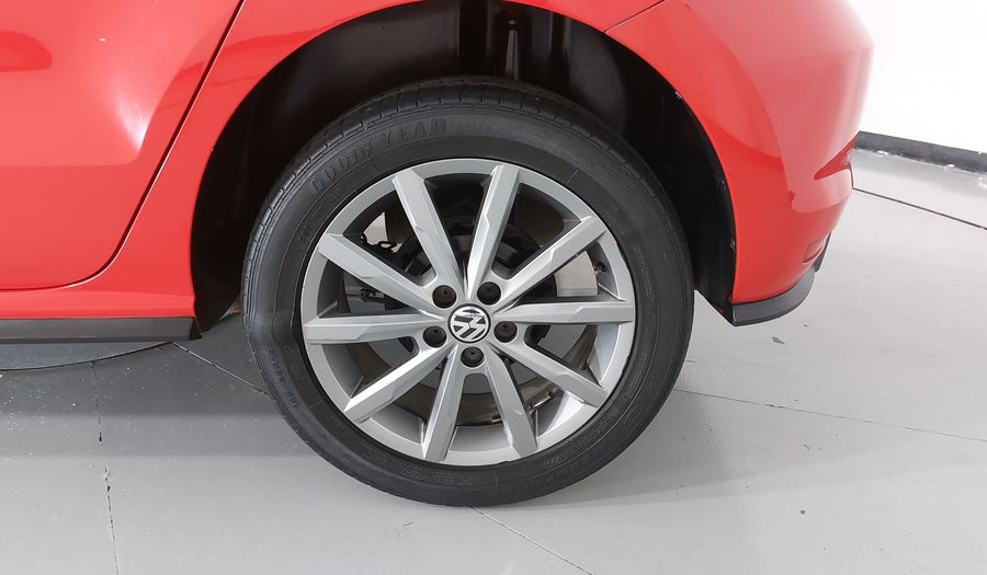 Volkswagen Polo 1.6 COMFORTLINE PLUS AUTO Hatchback 2020