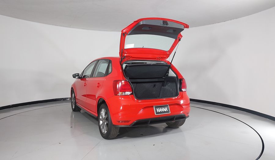 Volkswagen Polo 1.6 COMFORTLINE PLUS AUTO Hatchback 2020