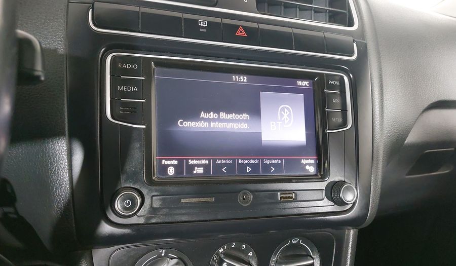 Volkswagen Polo 1.6 COMFORTLINE PLUS AUTO Hatchback 2020
