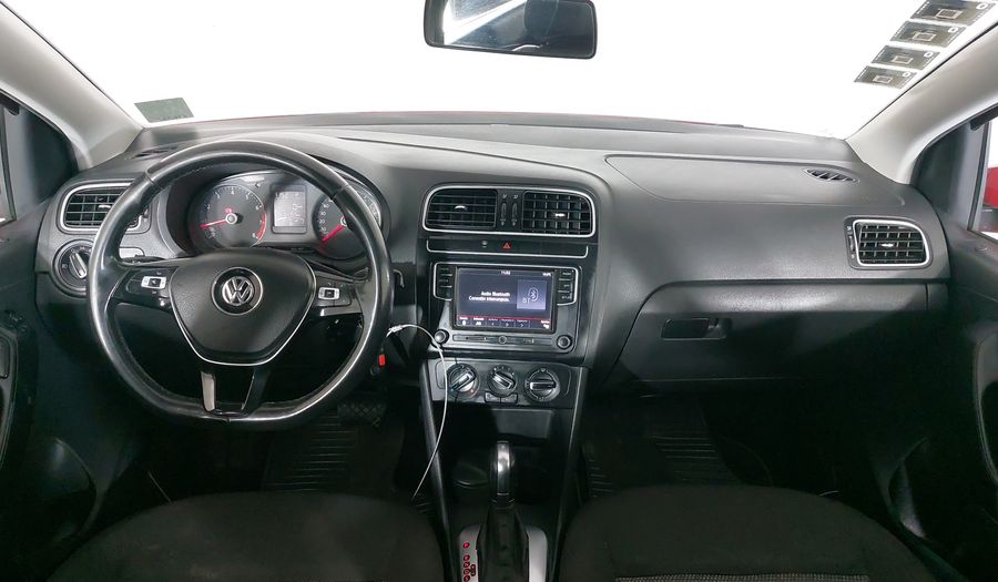 Volkswagen Polo 1.6 COMFORTLINE PLUS AUTO Hatchback 2020