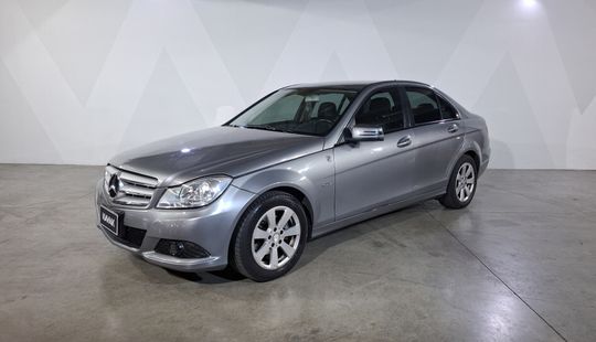 Mercedes Benz • Clase C