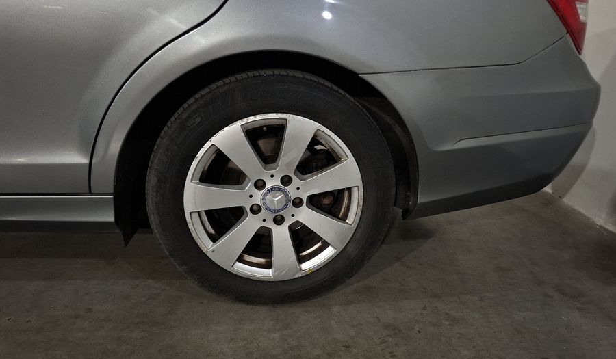 Mercedes Benz Clase C 1.8 180 CGI AT Sedan 2012