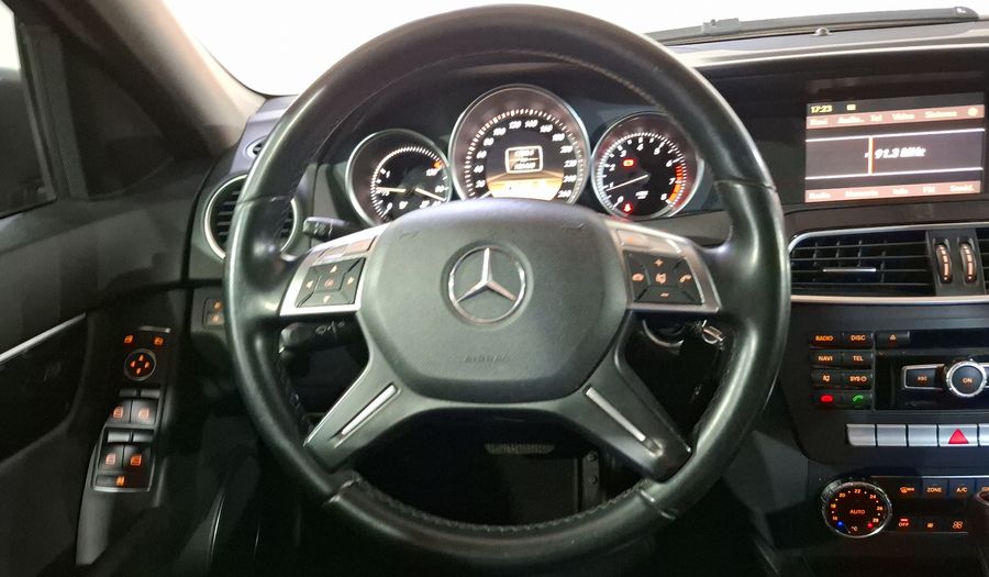 Mercedes Benz Clase C 1.8 180 CGI AT Sedan 2012