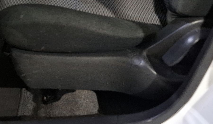 Nissan March 1.6 SENSE Hatchback 2018