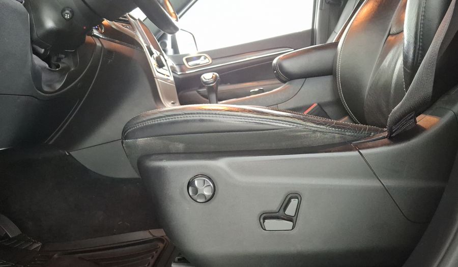 Jeep Grand Cherokee 5.7 LIMITED LUJO HEMI V8 MDS Suv 2015