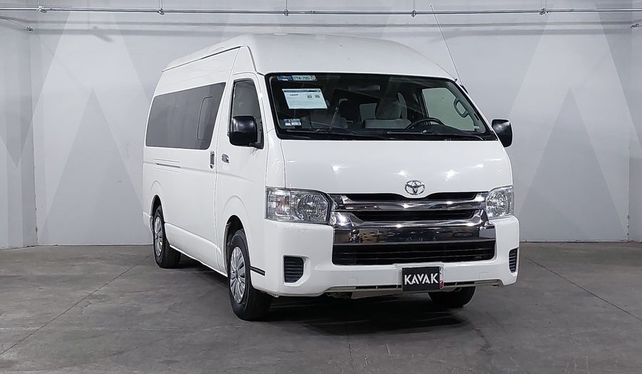Toyota Hiace 2.7 15 PASAJEROS CON AA Van 2019