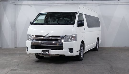 Toyota • Hiace
