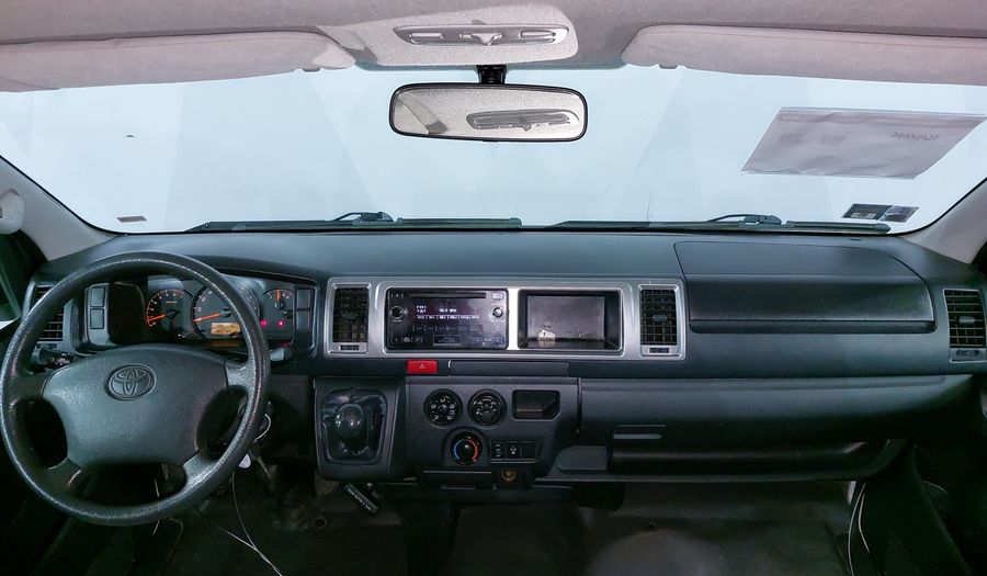 Toyota Hiace 2.7 15 PASAJEROS CON AA Van 2019