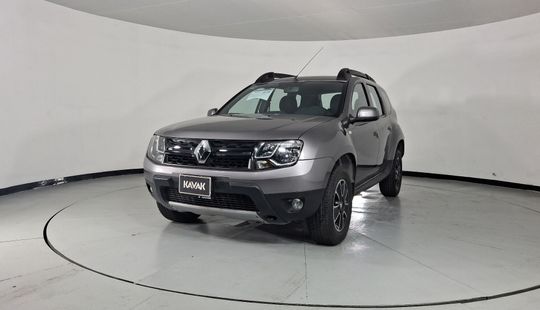Renault • Duster