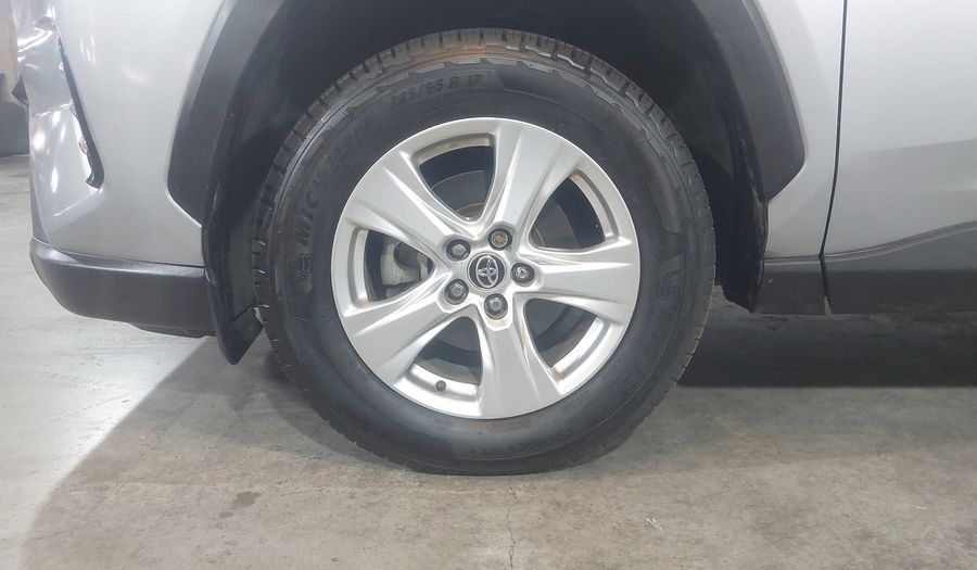 Toyota Rav4 2.5 XLE AUTO 4WD Suv 2020