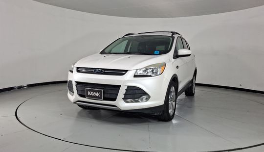 Ford • Escape