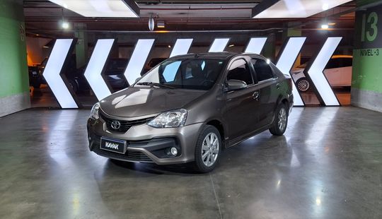Toyota • Etios