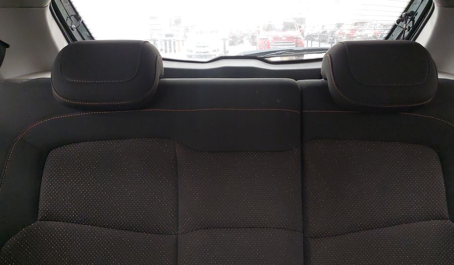 Chevrolet Onix MPFI LTZ Hatchback 2015