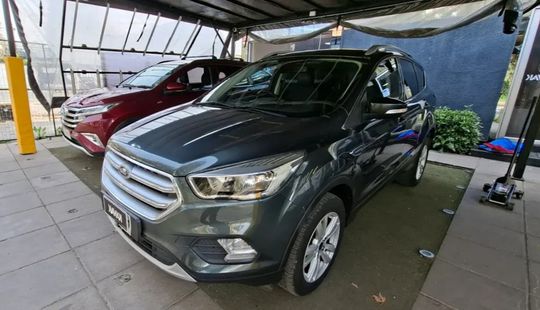 Ford • Escape