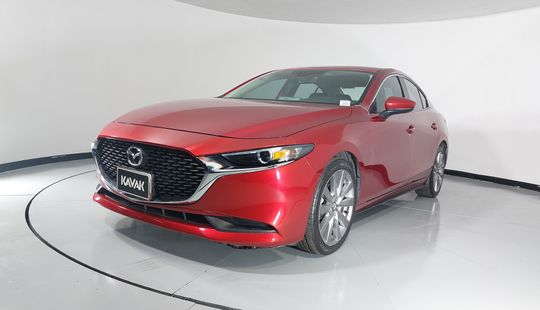 2020 • 65,745 km • Automático