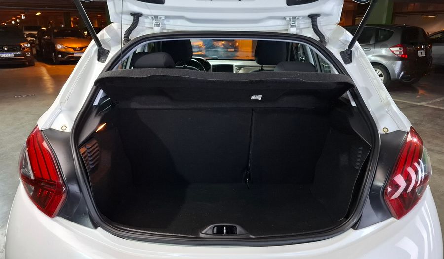 Peugeot 208 1.6 ALLURE Hatchback 2017