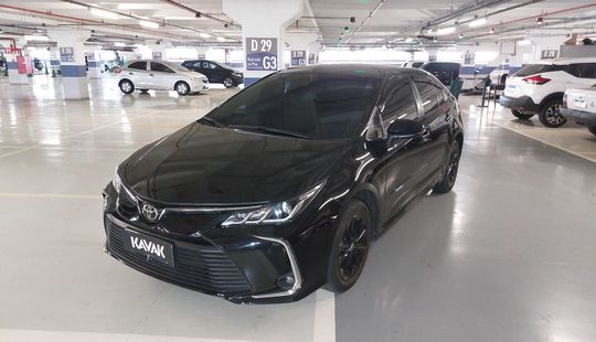 Toyota • Corolla