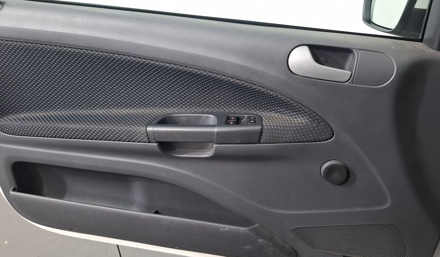 Volkswagen Gol Trend 1.6 PACK I Hatchback 2015