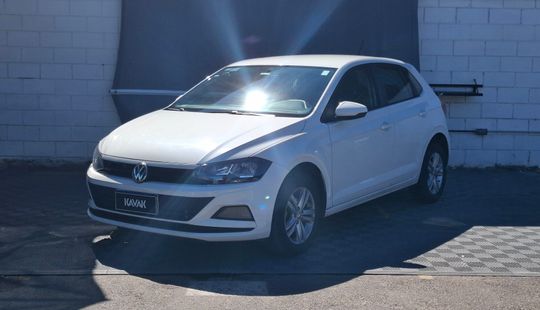Volkswagen • Polo