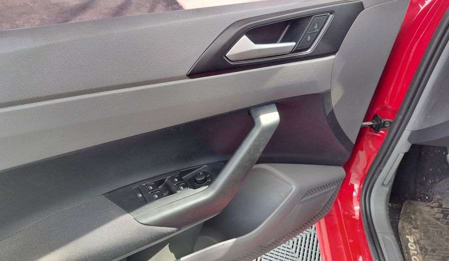 Volkswagen Polo 1.6 MSI COMFORTLINE Hatchback 2019