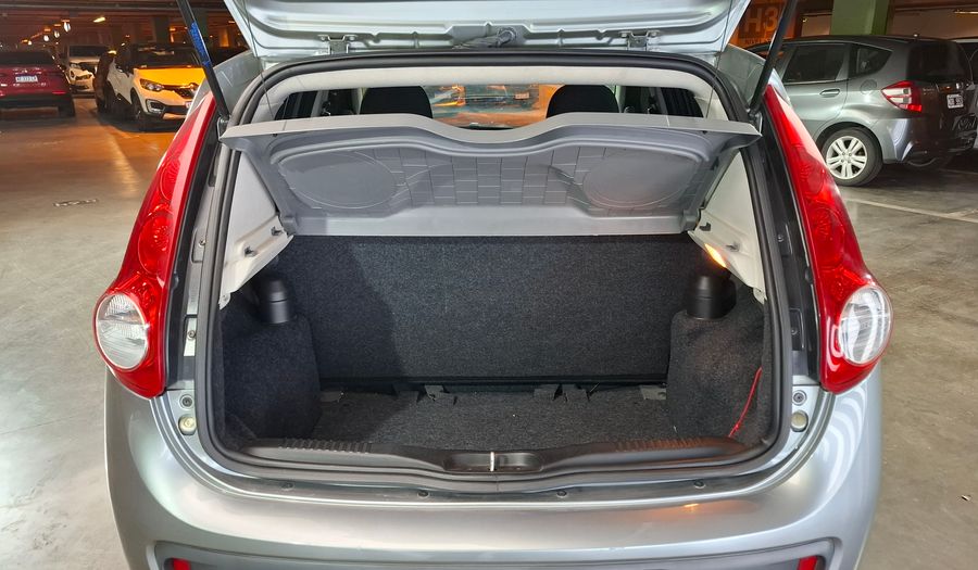 Fiat Palio 1.4 ATTRACTIVE Hatchback 2016