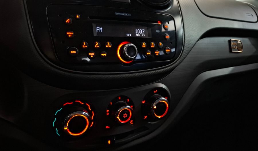 Fiat Palio 1.4 ATTRACTIVE Hatchback 2016