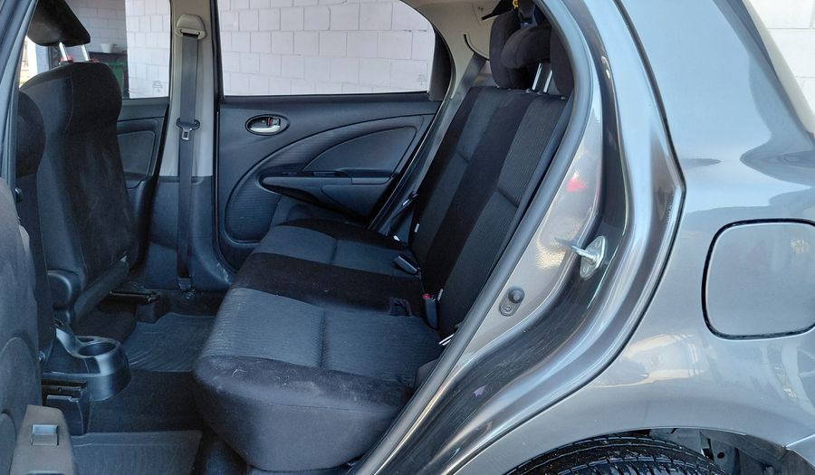 Toyota Etios 1.5 X Hatchback 2022