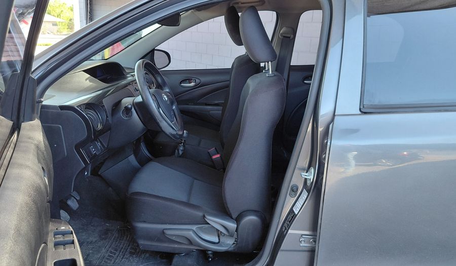 Toyota Etios 1.5 X Hatchback 2022