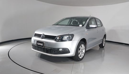 Volkswagen • Polo