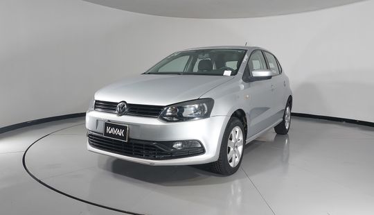 Volkswagen • Polo