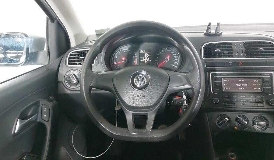 Volkswagen Polo 1.6 MT Hatchback 2015