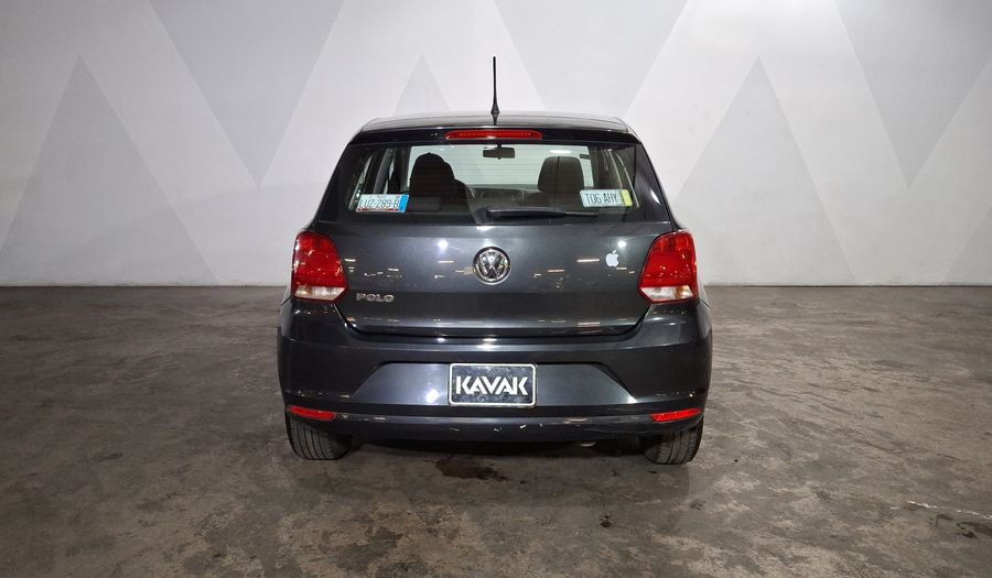 Volkswagen Polo 1.6 MT Hatchback 2016