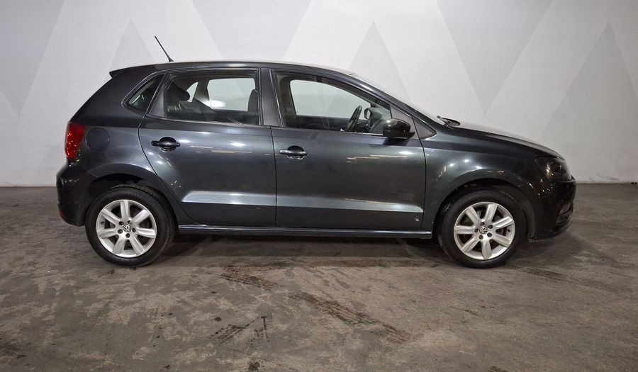 Volkswagen Polo 1.6 MT Hatchback 2016