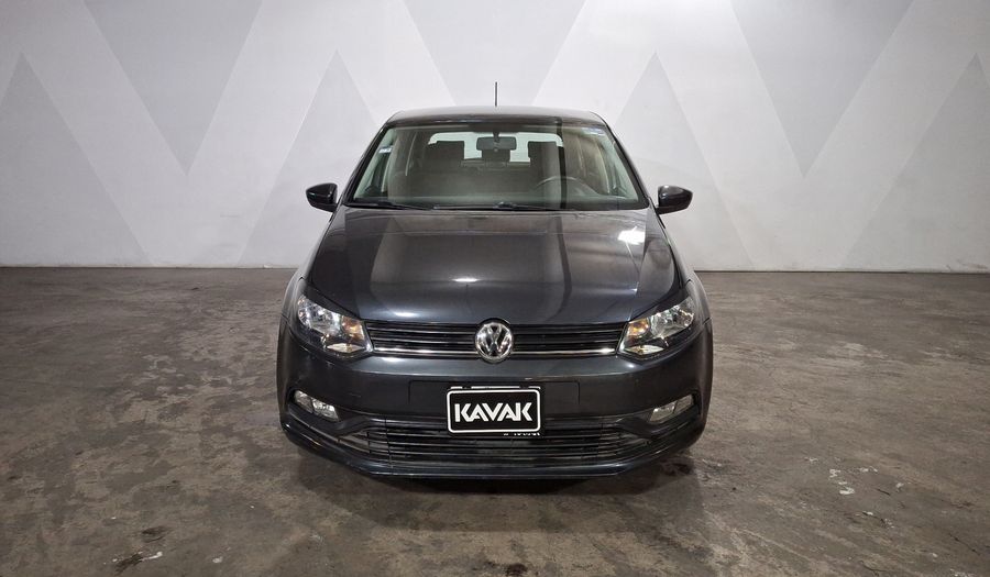Volkswagen Polo 1.6 MT Hatchback 2016