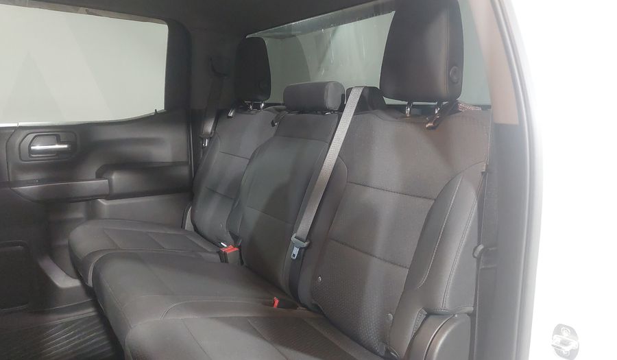 Chevrolet Silverado 1500 5.3 SILVERADO CUSTOM K AUTO 4WD Pickup 2023