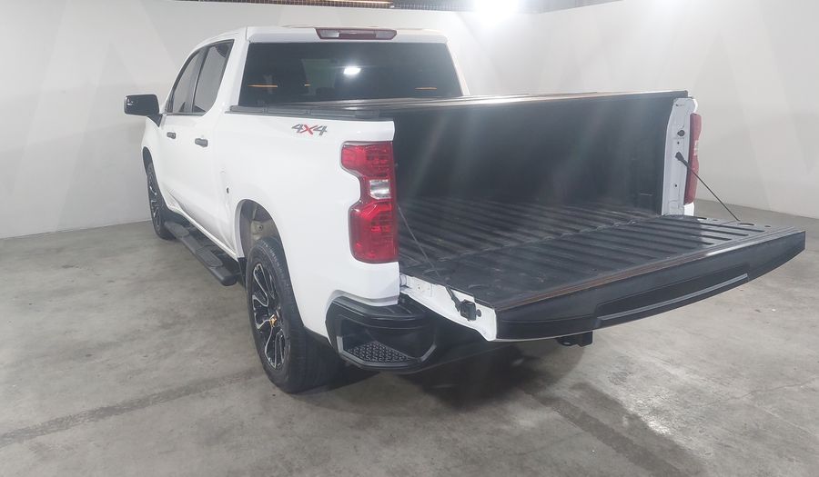Chevrolet Silverado 1500 5.3 SILVERADO CUSTOM K AUTO 4WD Pickup 2023