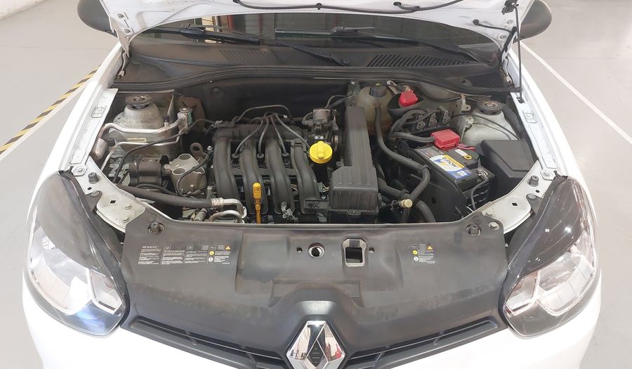 Renault Clio AUTHENTIQUE Coupe 2015