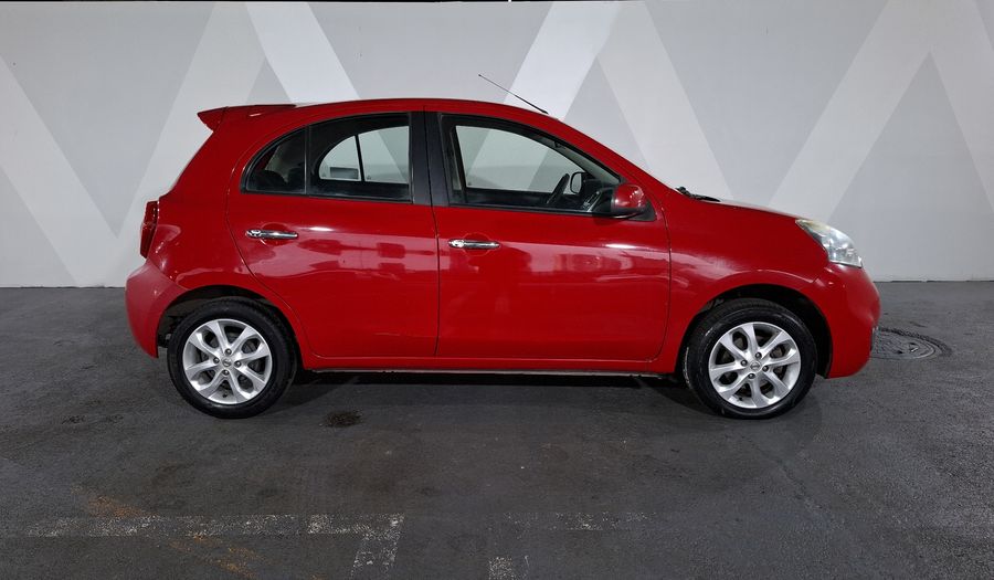Nissan March 1.6 ADVANCE AT Hatchback 2016