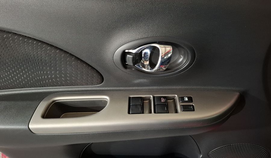 Nissan March 1.6 ADVANCE AT Hatchback 2016
