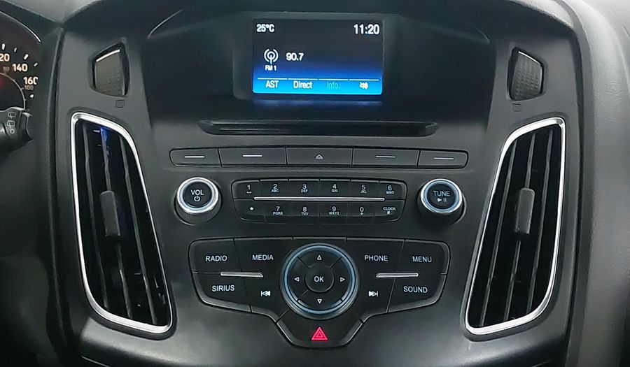 Ford Focus 2.0 SE APPEARENCE AT Hatchback 2015