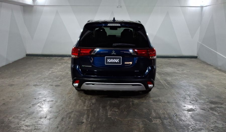 Mitsubishi Outlander 2.4 LIMITED CVT Suv 2020