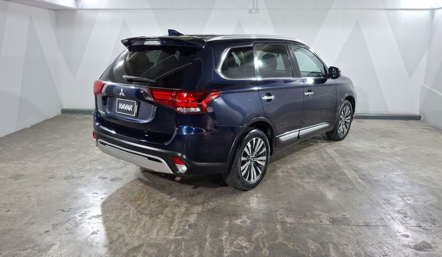 Mitsubishi Outlander 2.4 LIMITED CVT Suv 2020