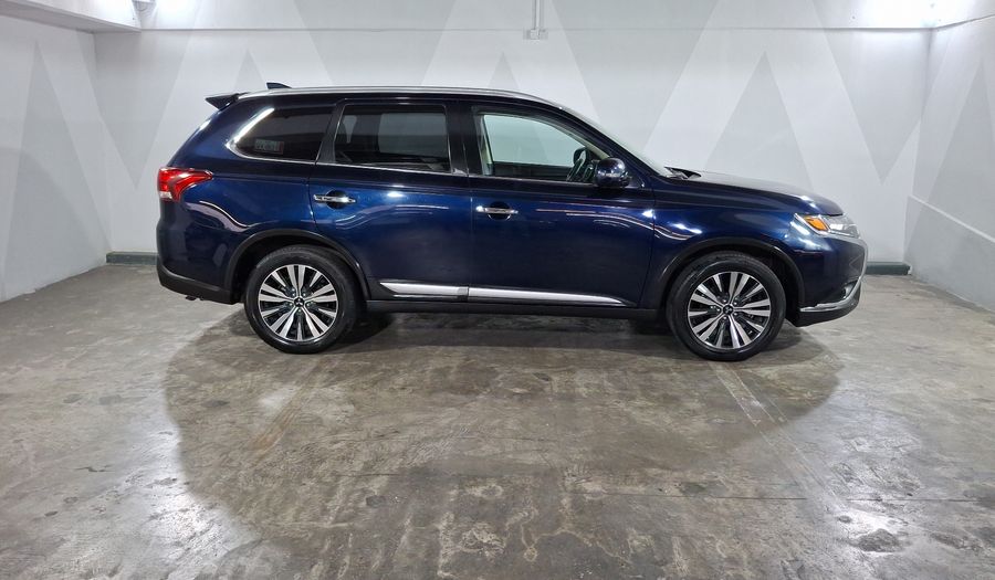 Mitsubishi Outlander 2.4 LIMITED CVT Suv 2020